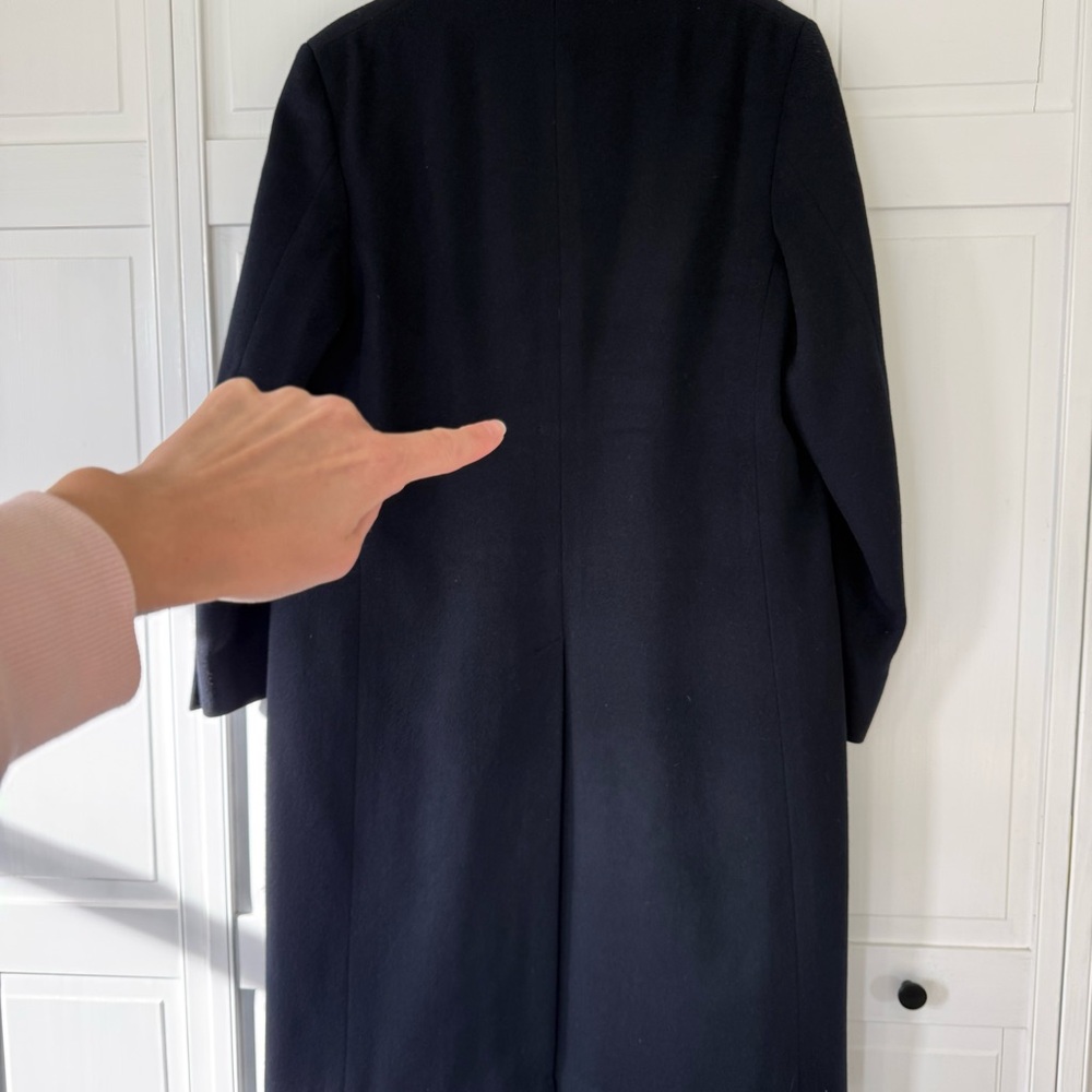 Vintage 100% Wool Long Black Overcoat – Warm & Classic 90’s - Picture 6 of 12